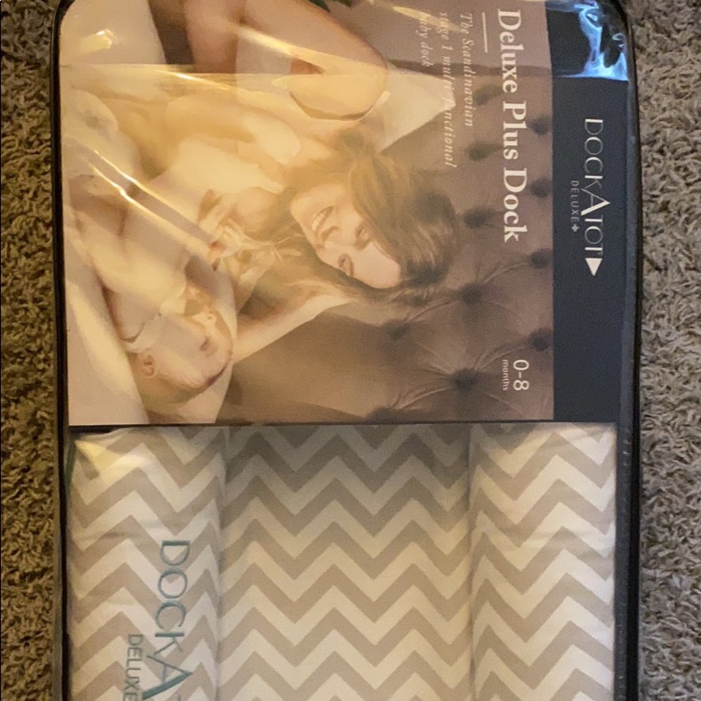 ⭐️ Like NEW ⭐️ Dock-A-Tot Deluxe